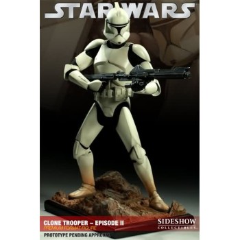 Star Wars Clone Trooper - Episode II Premium Format Figure